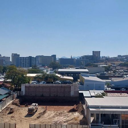 D'S Central Hideout Windhoek Extérieur photo